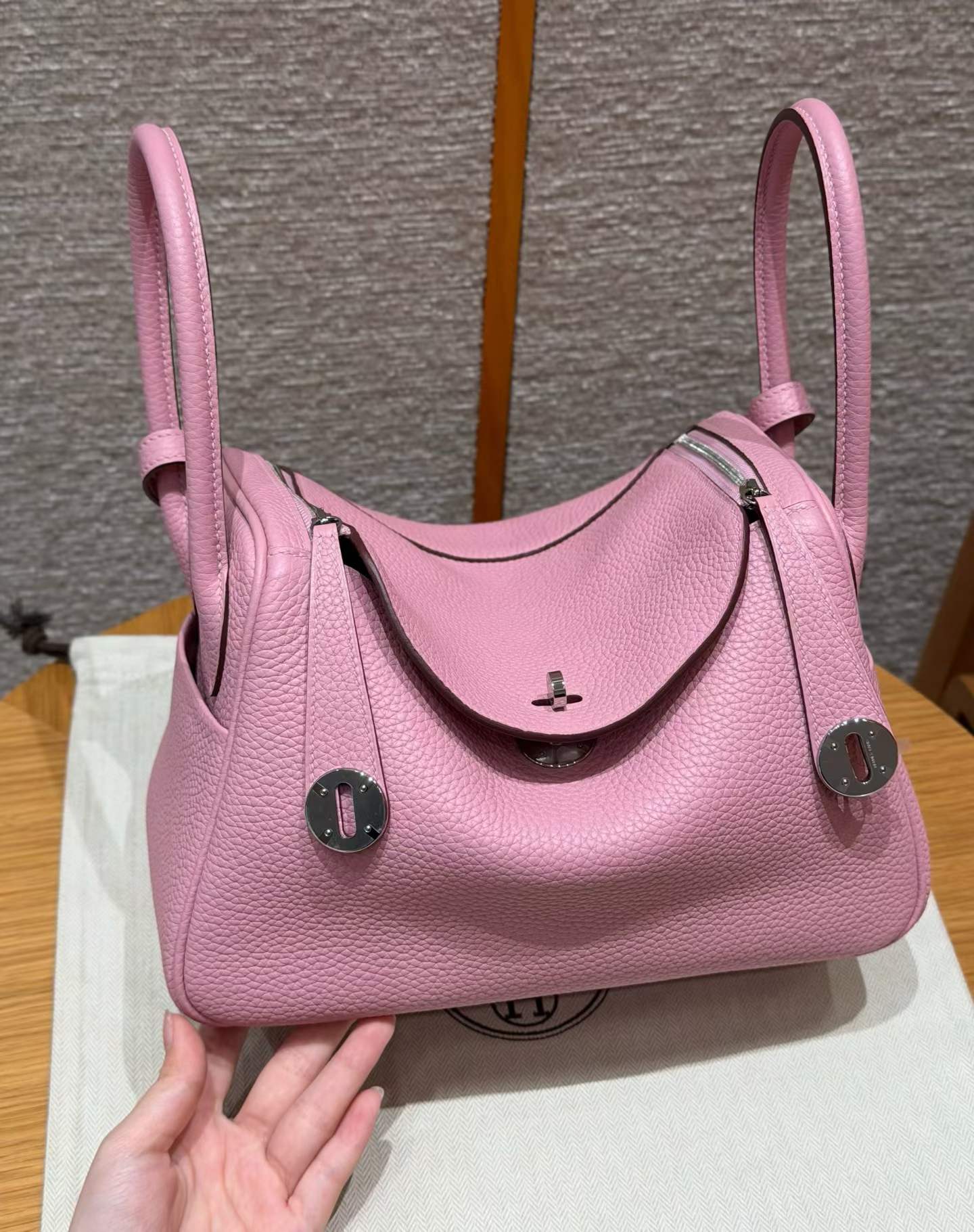 에르메스 린디 X9 모브 1