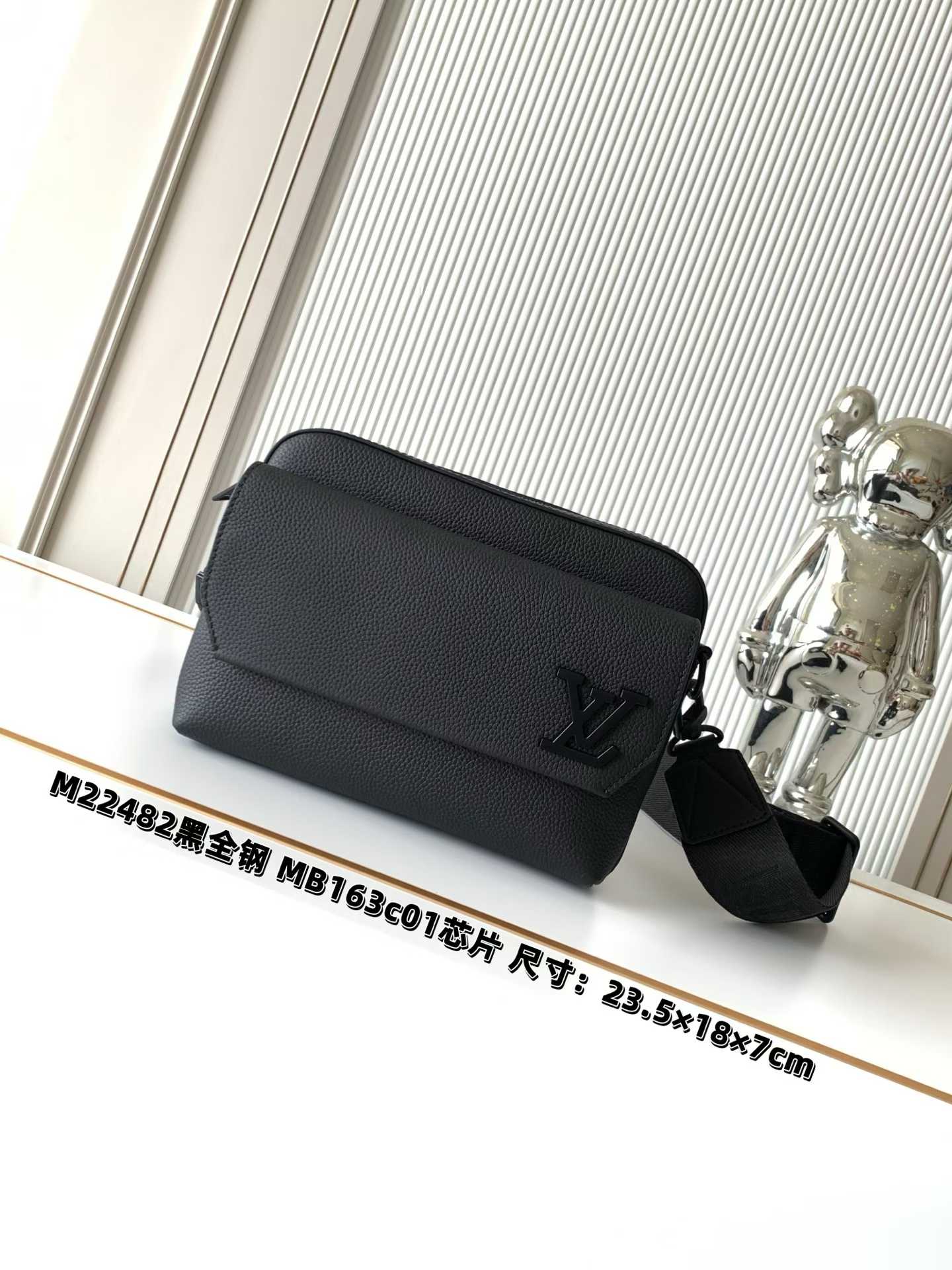 루이비통 M22482