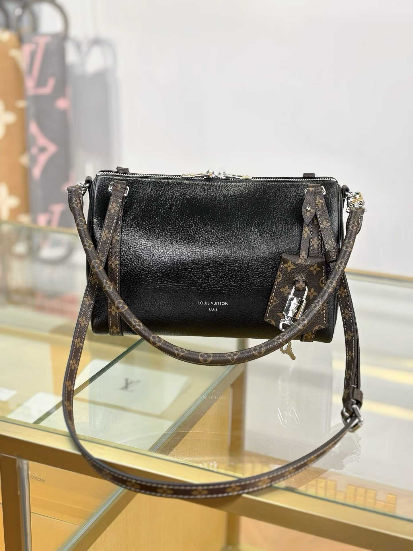 루이비통 M27920