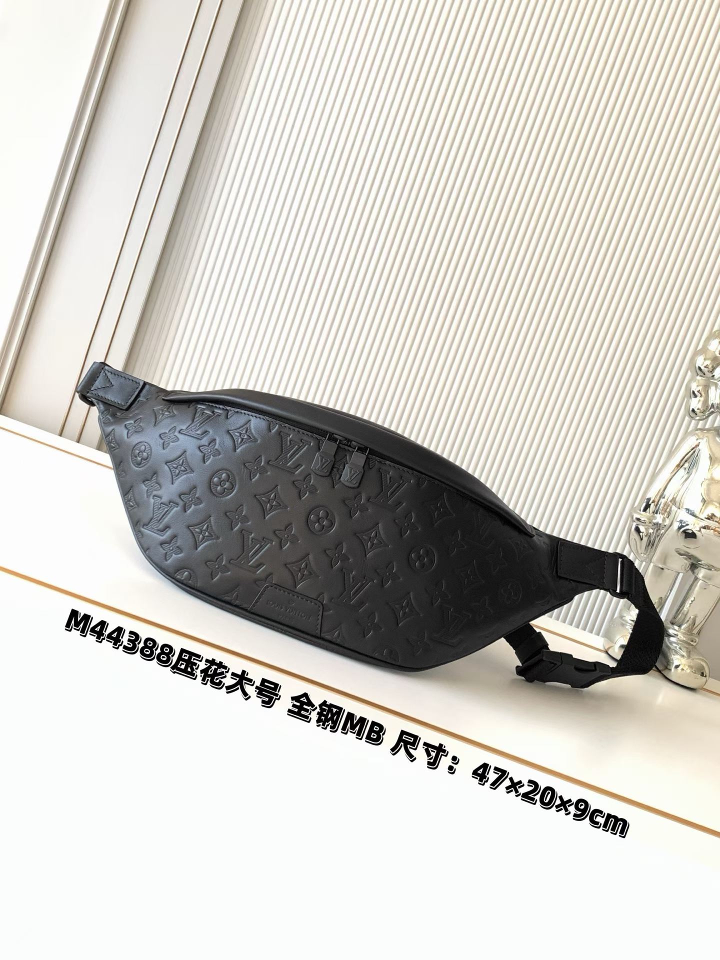 루이비통 M44388